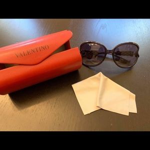 Valentino sunglasses